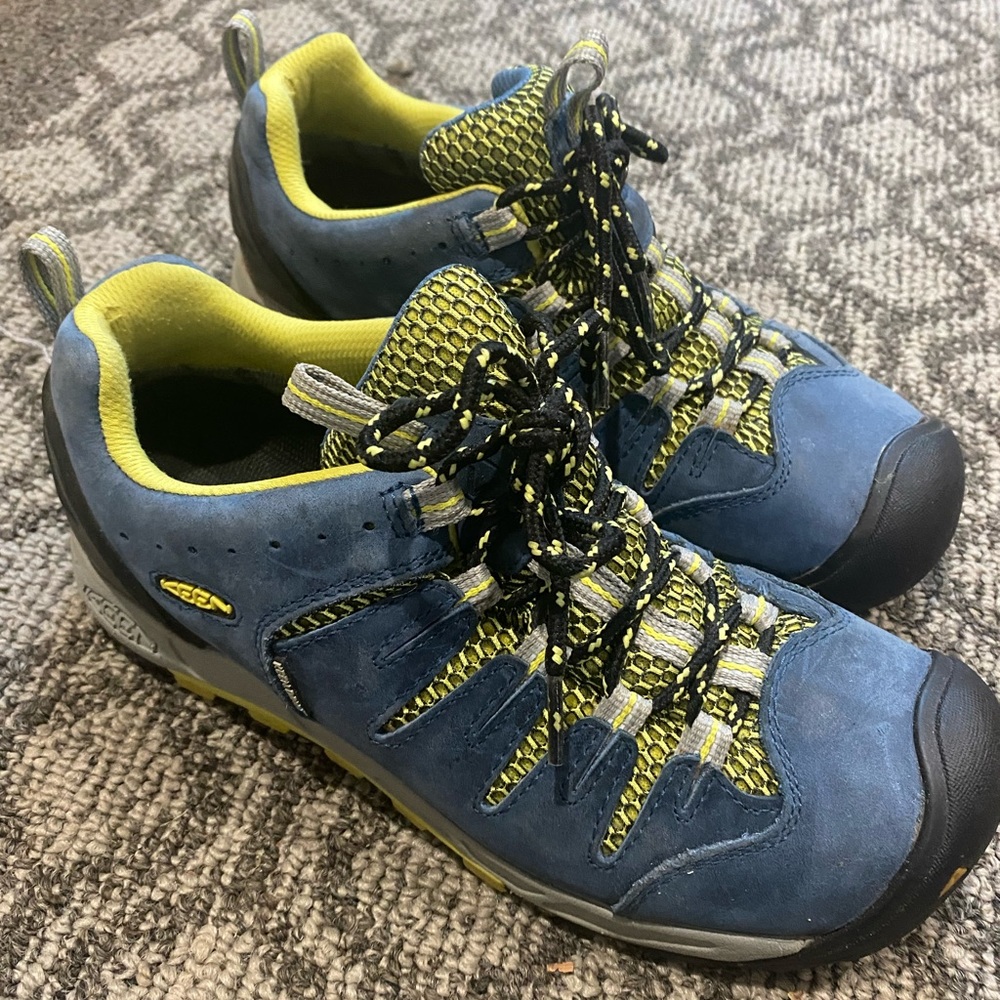 Keen Hikers